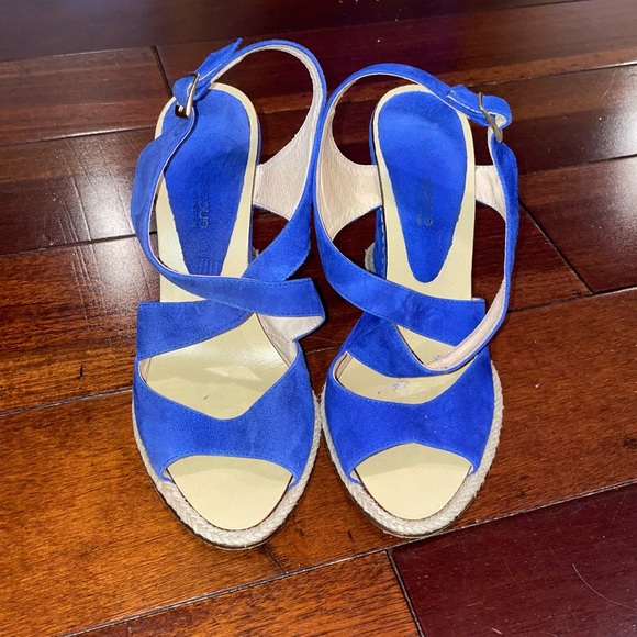 Andre Assous Espadrille Wedge Heels - Picture 3 of 7